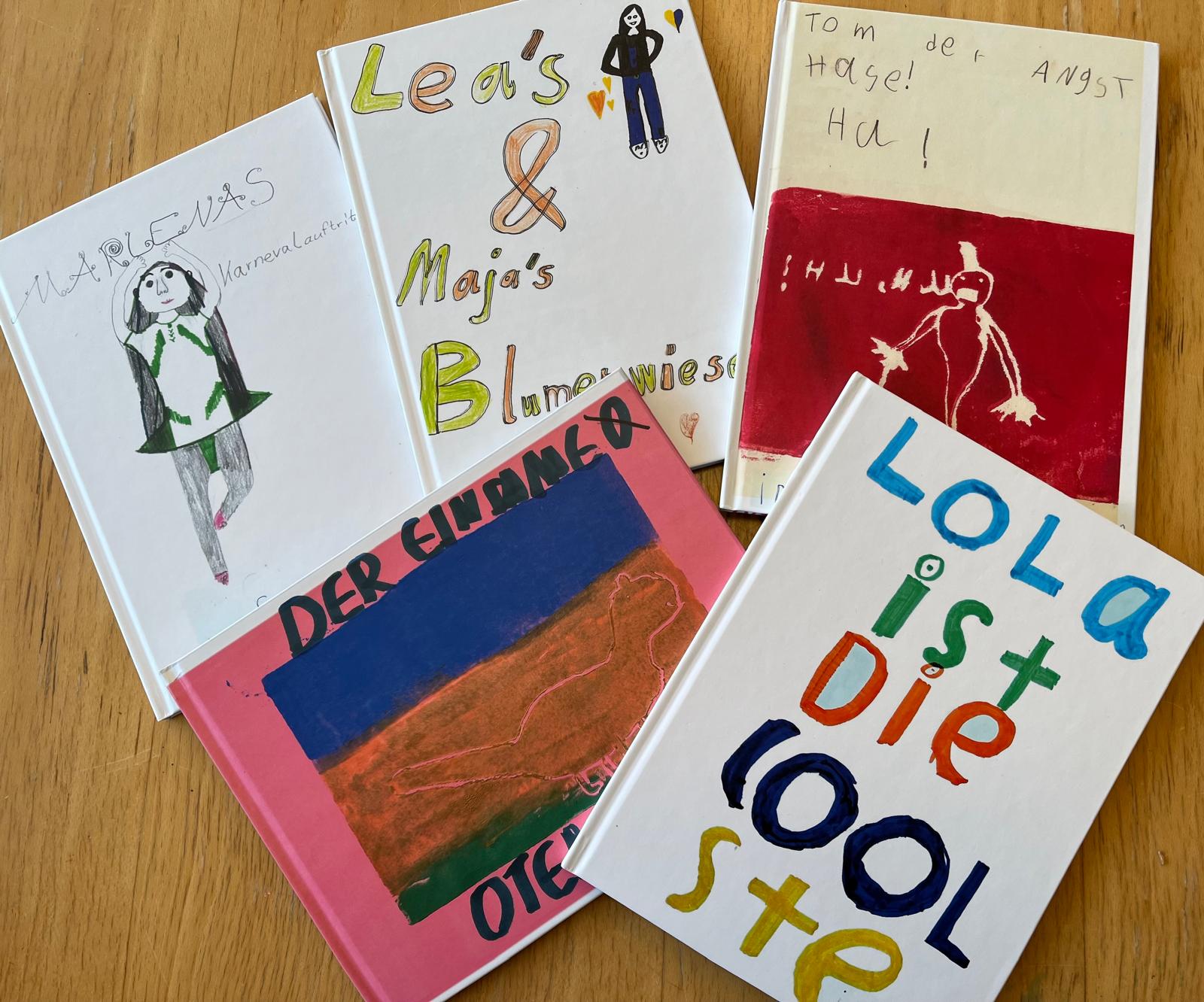 You are currently viewing Neue Bücher aus der Buchkinder-Werkstatt: Von Ottern, Angsthasen und großen Auftritten
